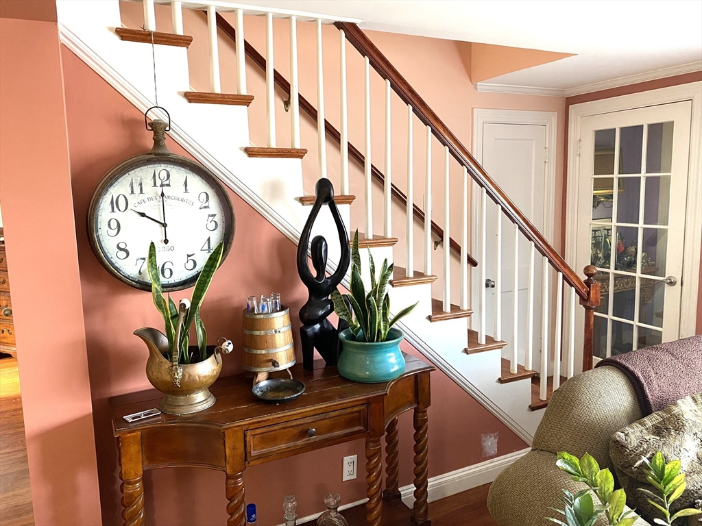 61 Mount Washington St