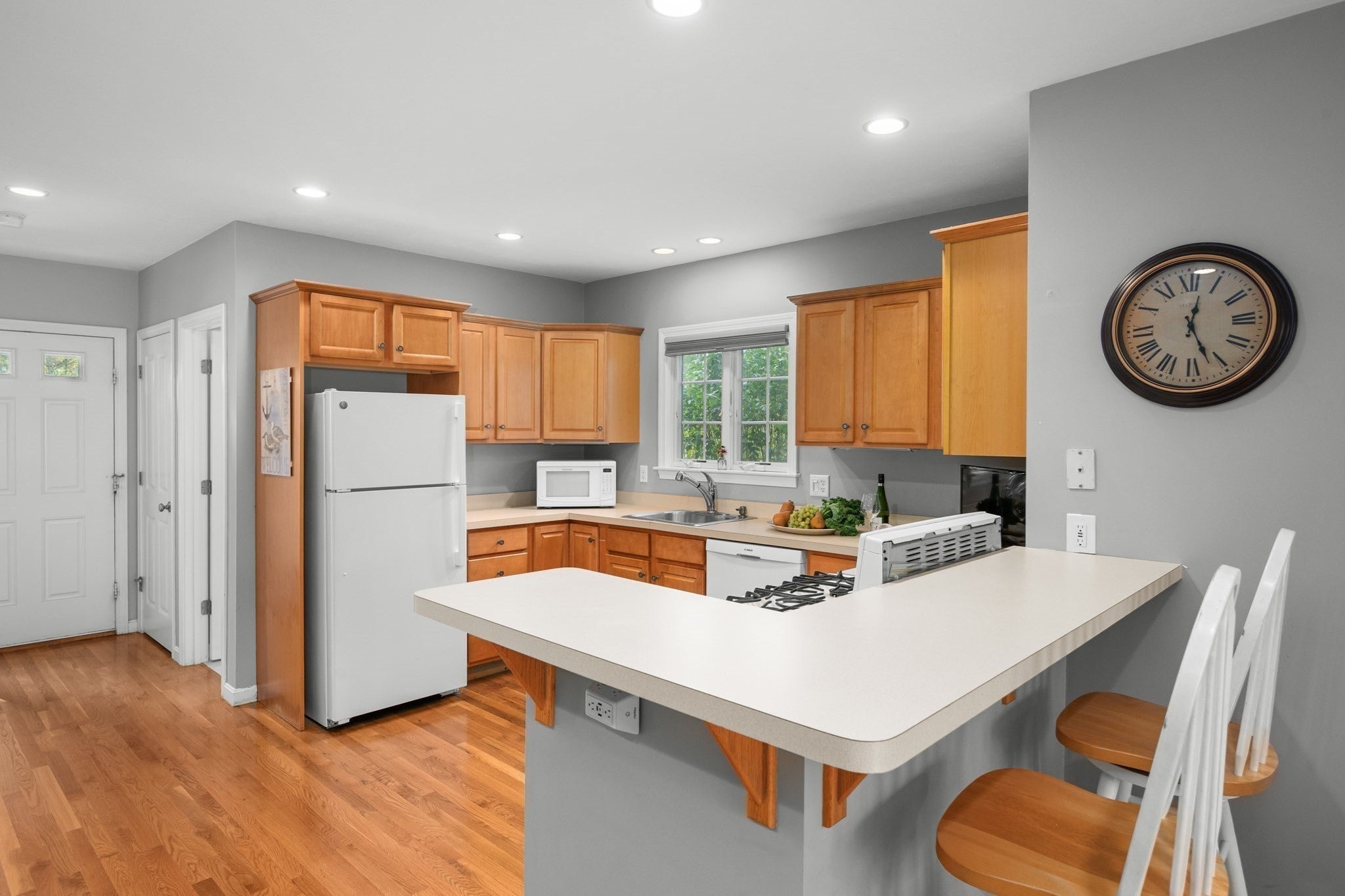 350 Old Barnstable Rd #3A, Falmouth, MA Photo #9