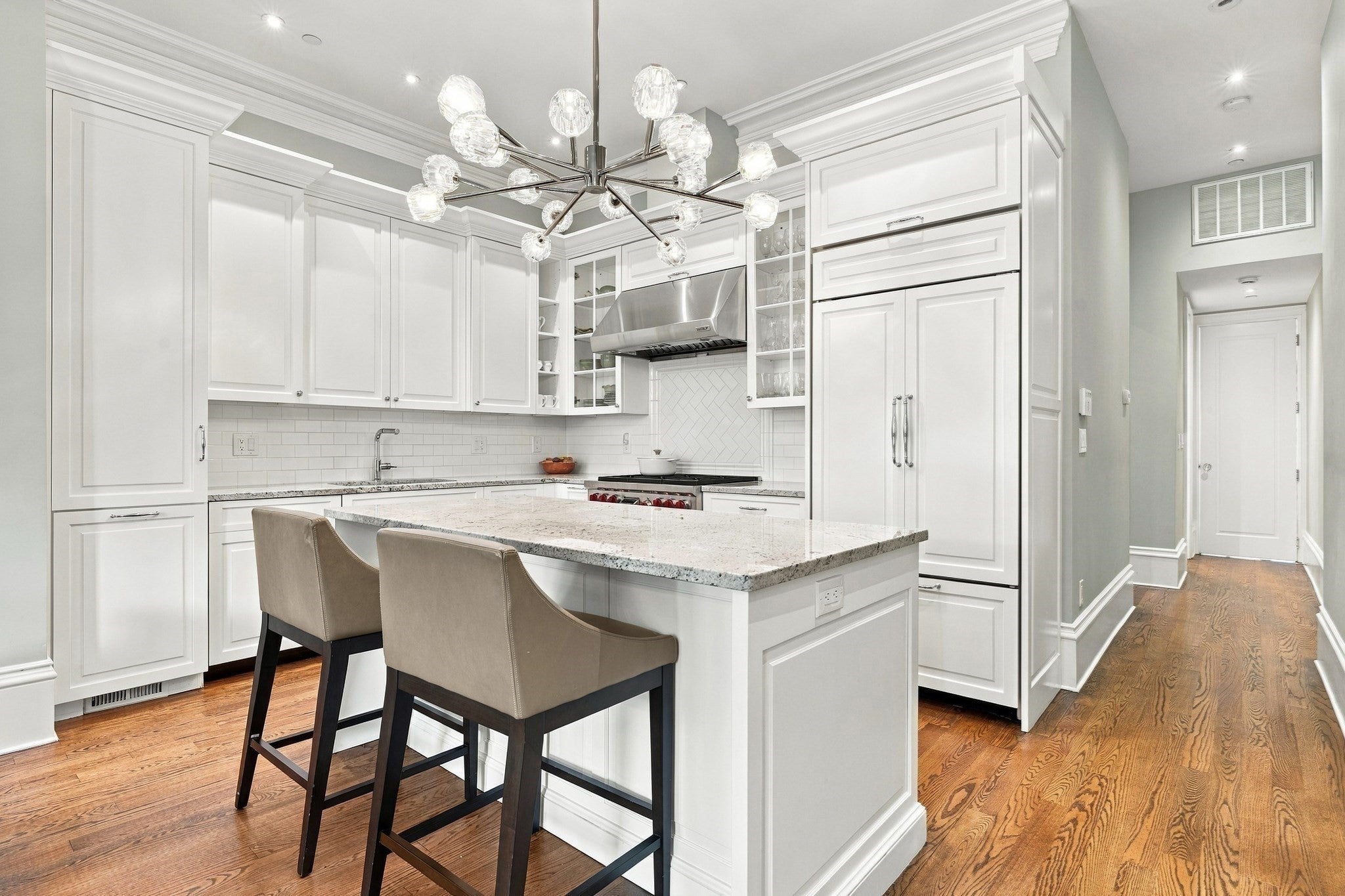 166 Marlborough St 2