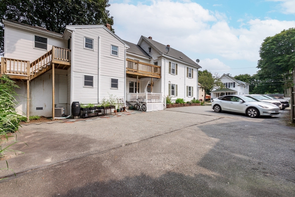 6 Avon Ct 2