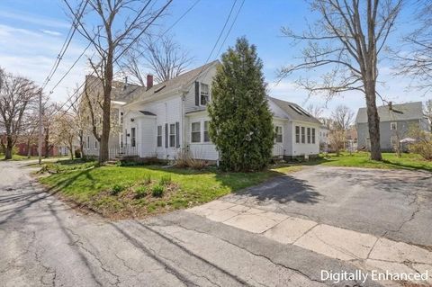 8 Winter St Amesbury MA 01913