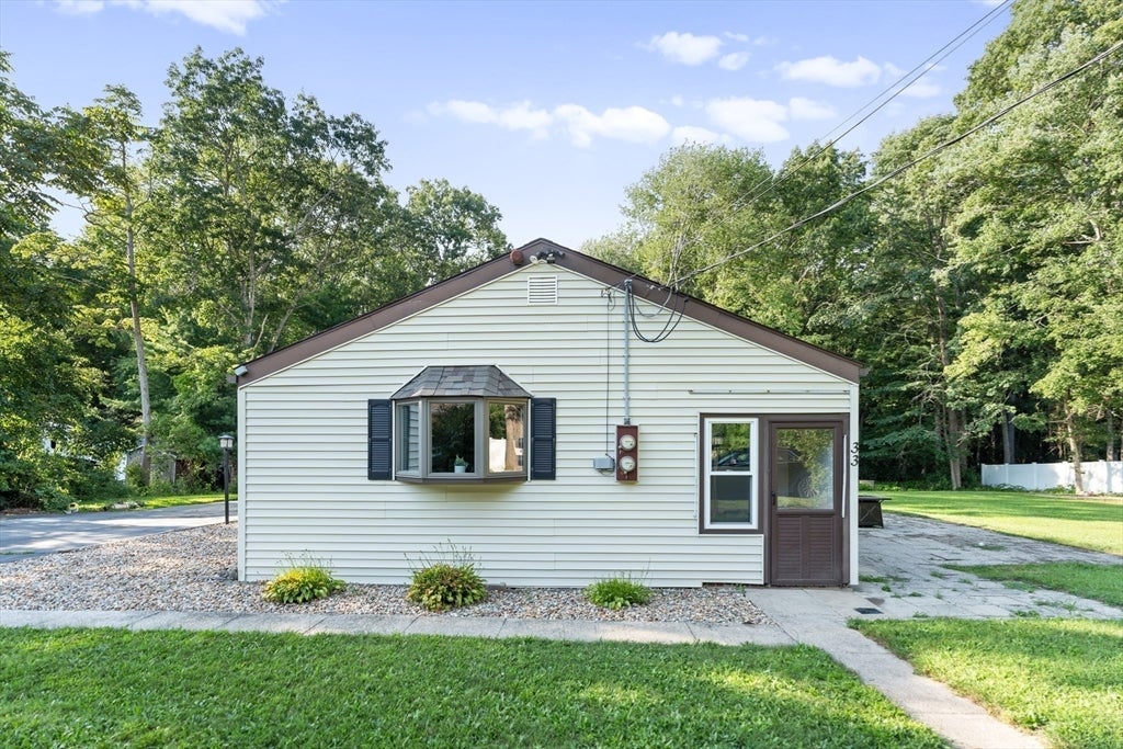 33 Park Dr, Acushnet, MA, 33 Park Dr, Acushnet, MA Photo #23
