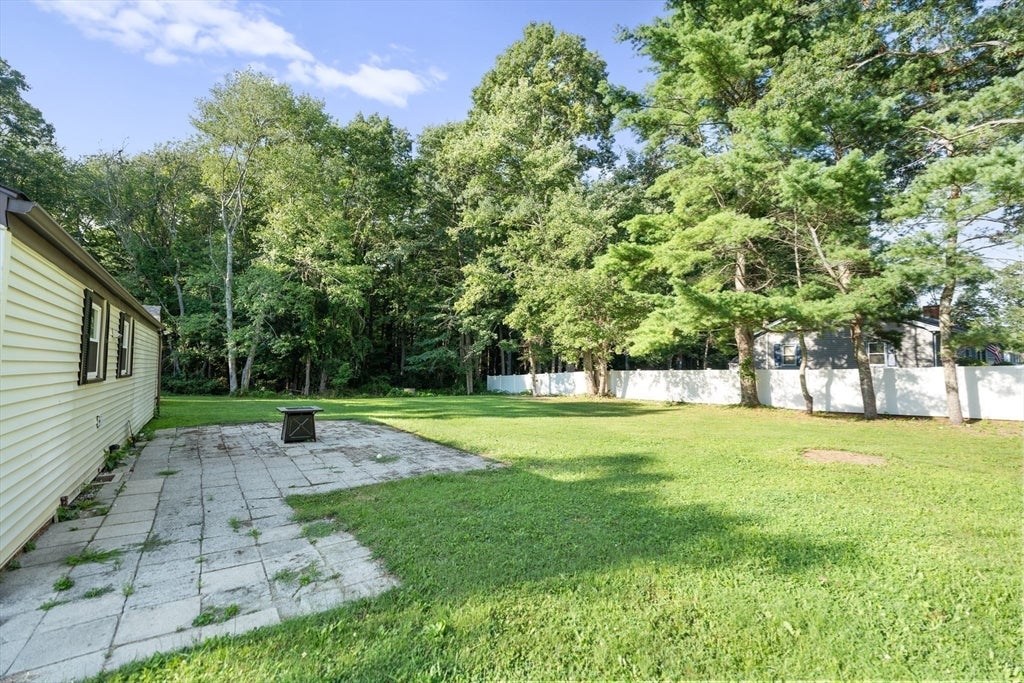 33 Park Dr, Acushnet, MA, 33 Park Dr, Acushnet, MA Photo #21