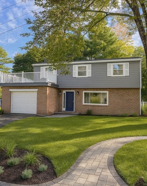 7 Coolidge Cir Easton MA 02375