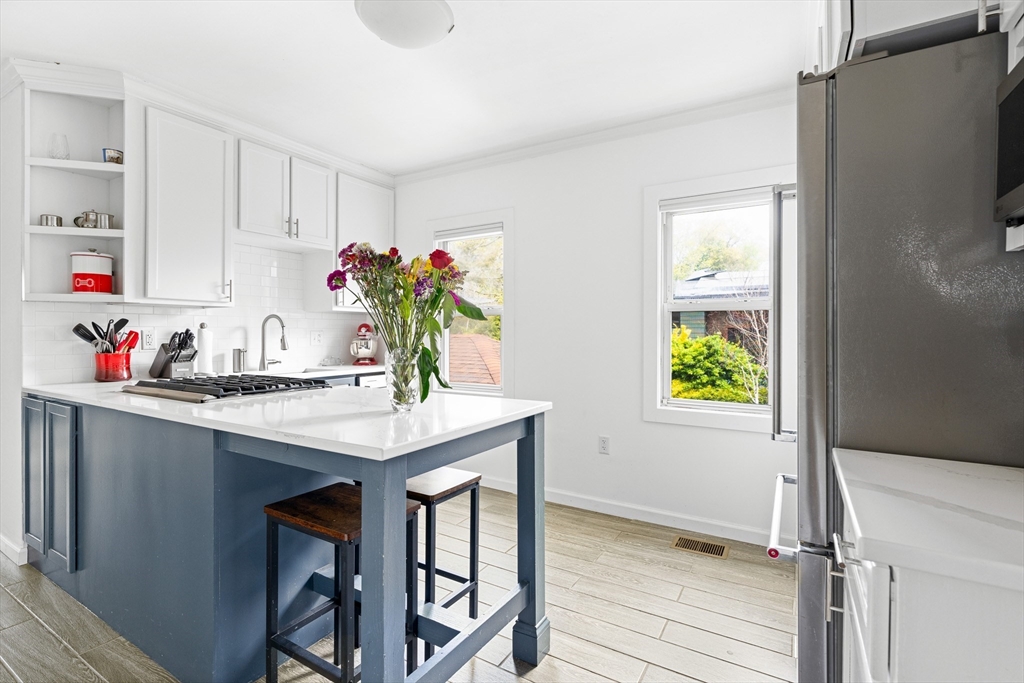 126 Fern Rd, Medford, MA Photo #8