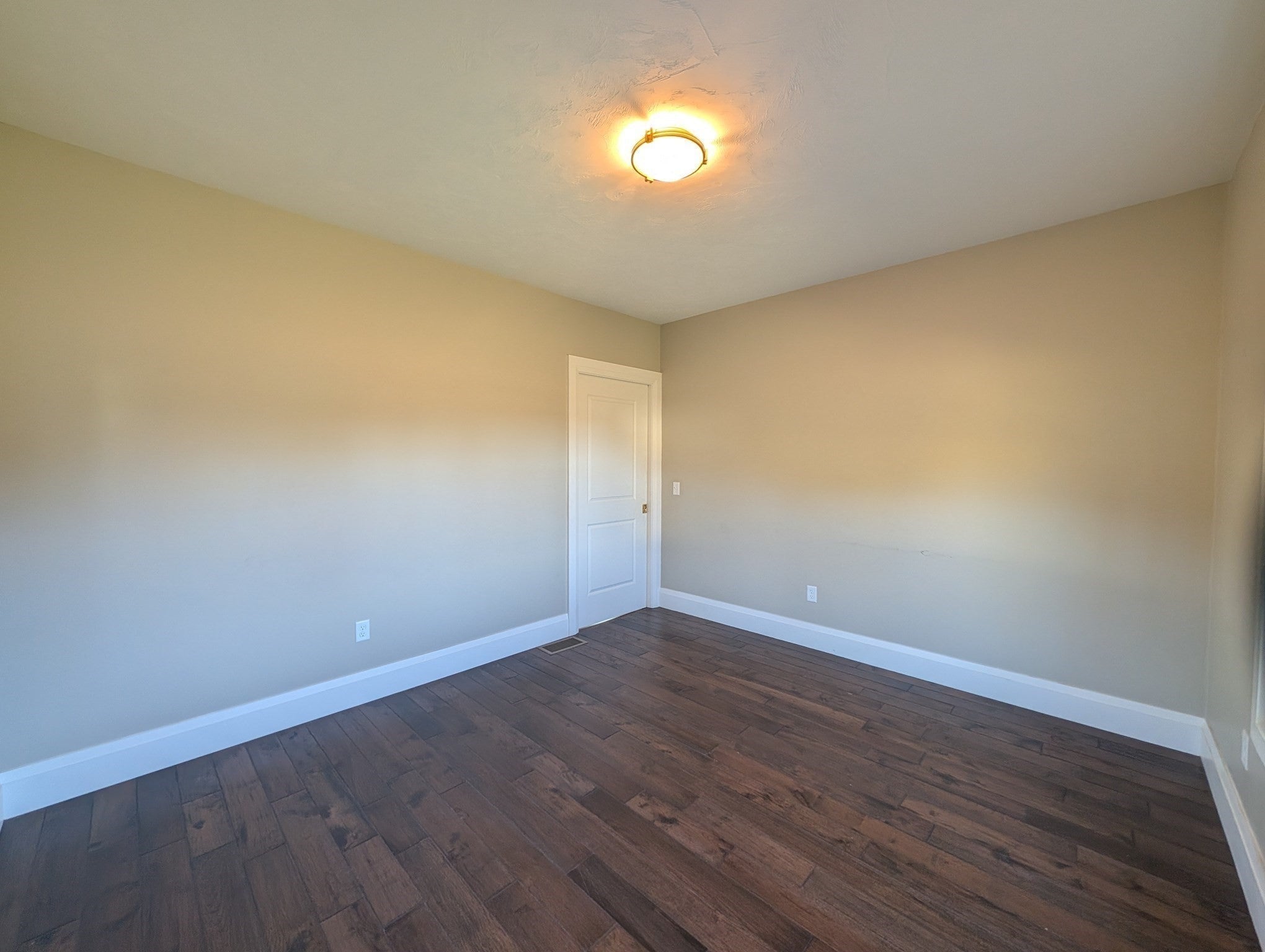 36 Monroe St, Douglas, MA, 36 Monroe St, Douglas, MA Photo #14