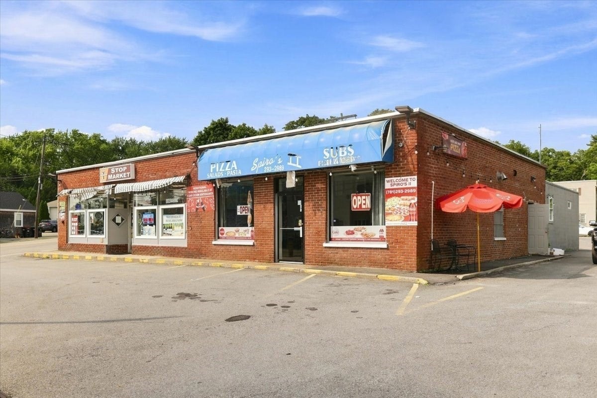 1064 Main
