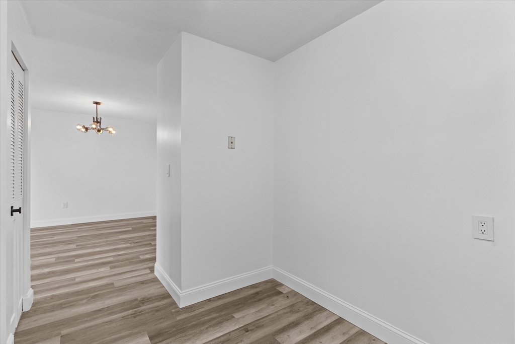 3 Summit Drive 16