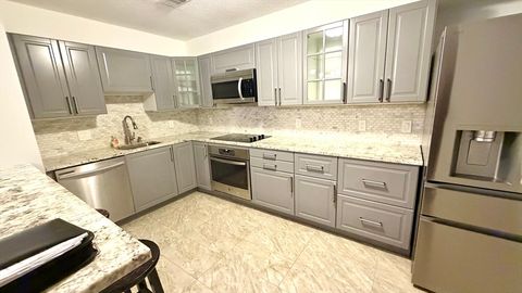 1004 Paradise Road 3N Swampscott MA 01907