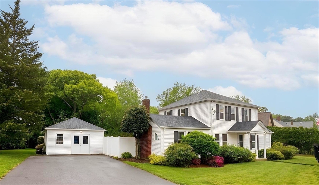 114 Curve St