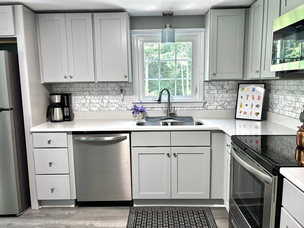440 Plymouth St, Pembroke, MA, 440 Plymouth St, Pembroke, MA Photo #5