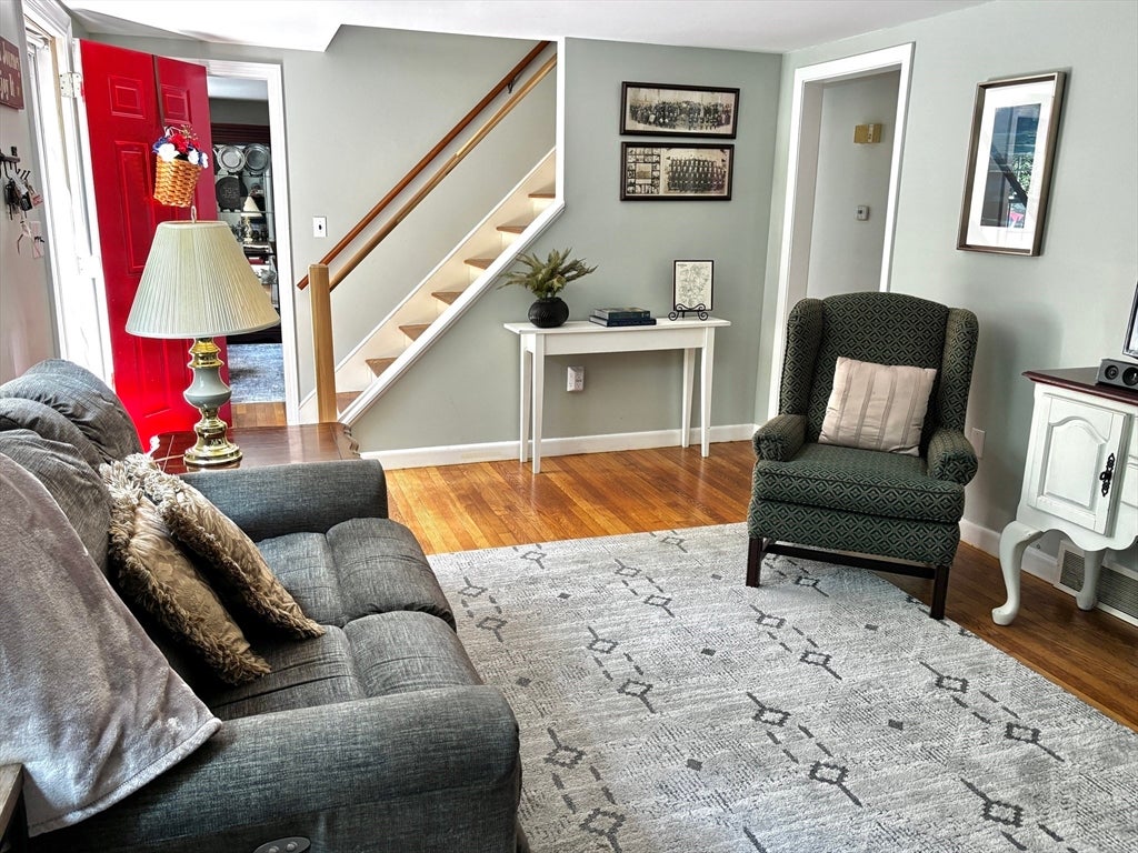 440 Plymouth St, Pembroke, MA, 440 Plymouth St, Pembroke, MA Photo #11