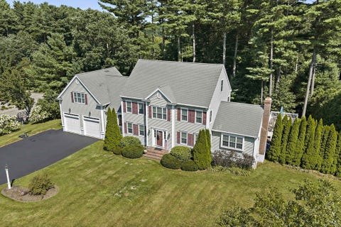 Photo of 49 Lantern Ln, Pembroke, MA 02359 (MLS # 73566705)