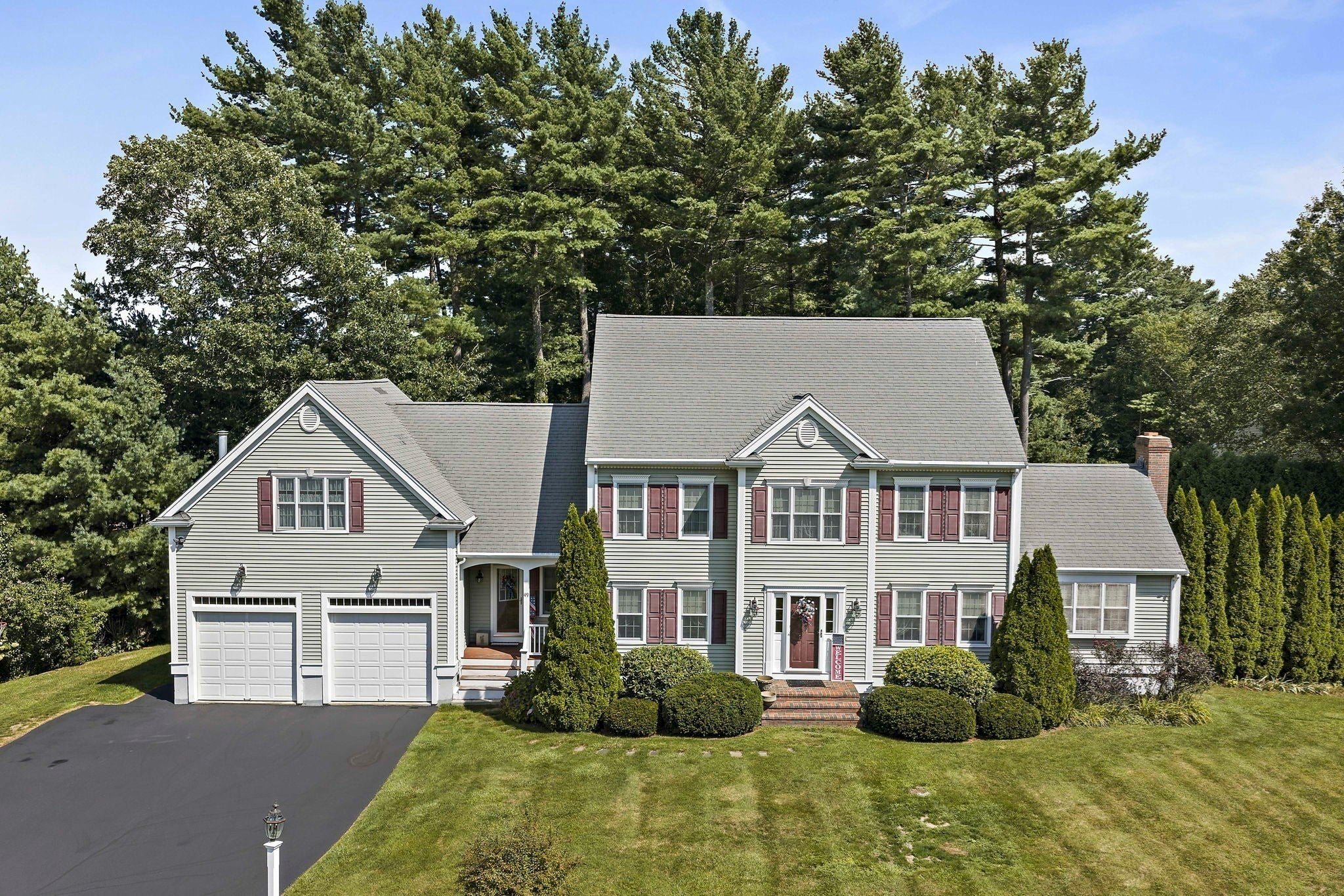 49 Lantern Ln, Pembroke MA 02359