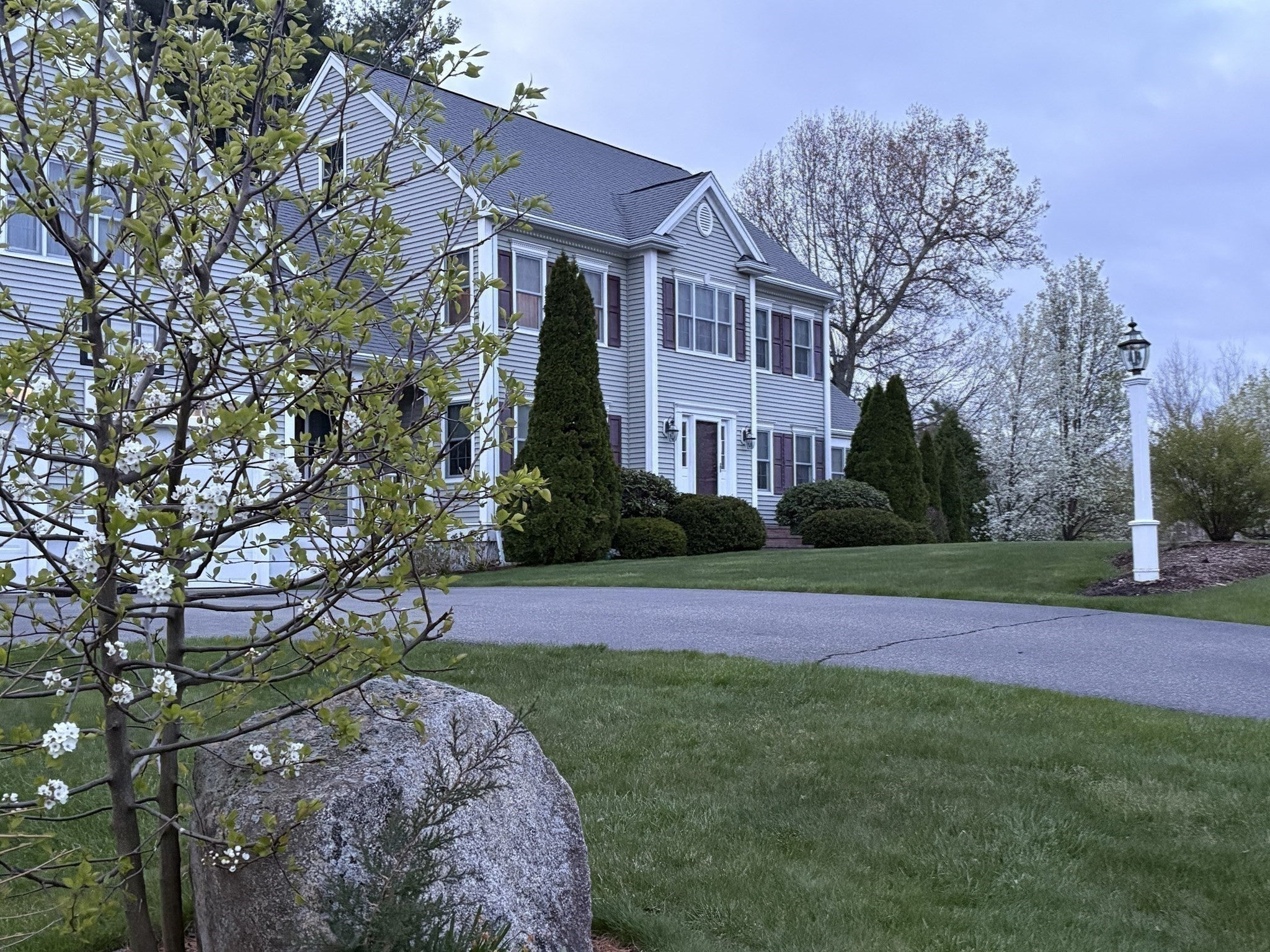 49 Lantern Ln