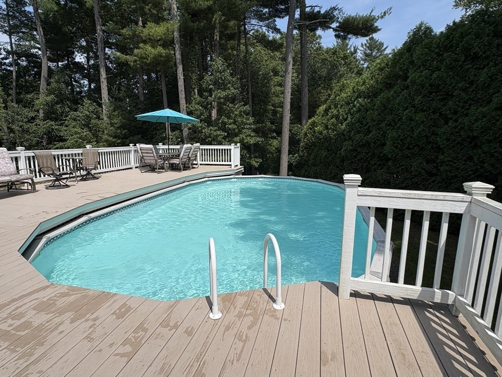 49 Lantern Ln, Pembroke, MA Photo #29