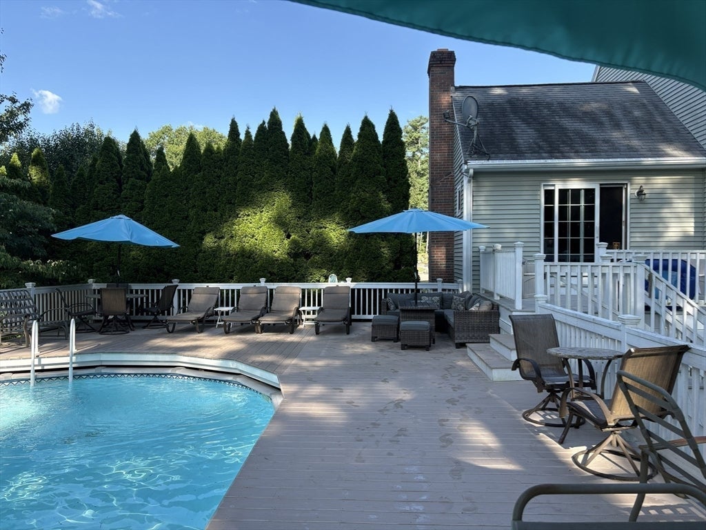 49 Lantern Ln, Pembroke, MA Photo #28