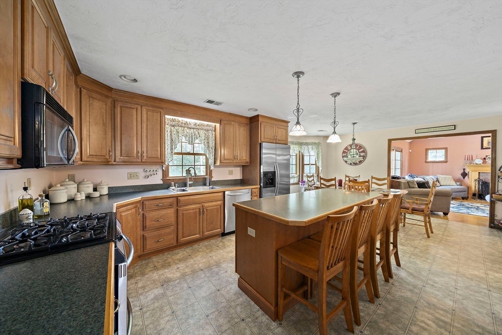 49 Lantern Ln