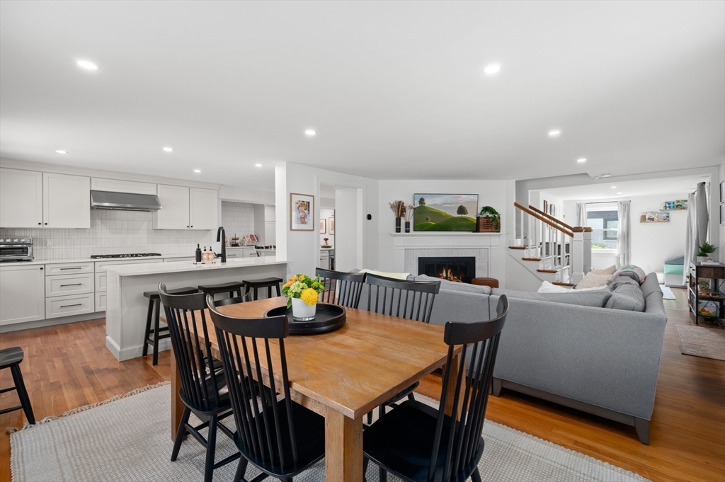 2 Elmcrest Circle