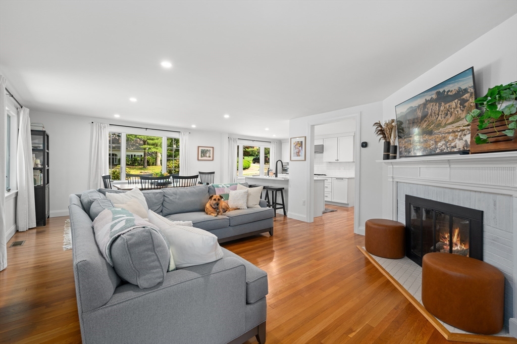 2 Elmcrest Circle