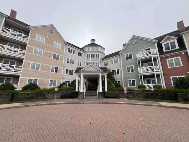 View Newburyport, MA 01950 condo