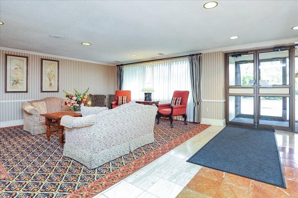 1004 Paradise Road #1C, Swampscott, MA Photo #10