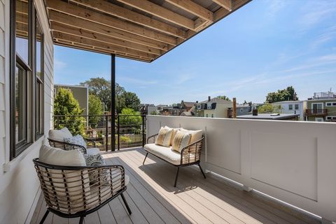 527 East 7th Street 3 Boston MA 02127