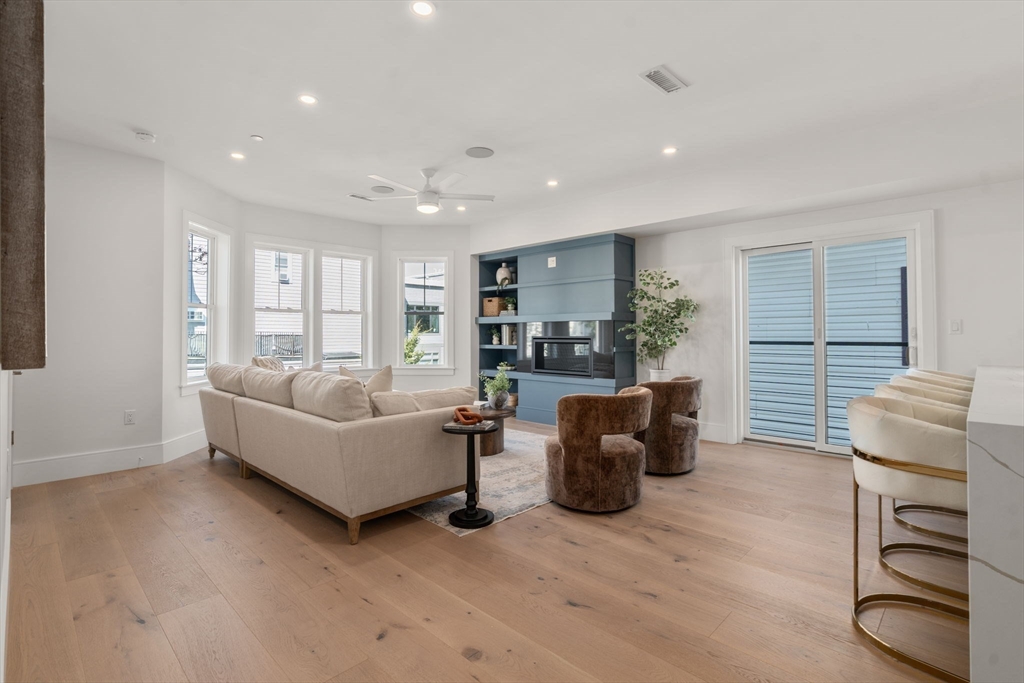 527 East 7th Street 3