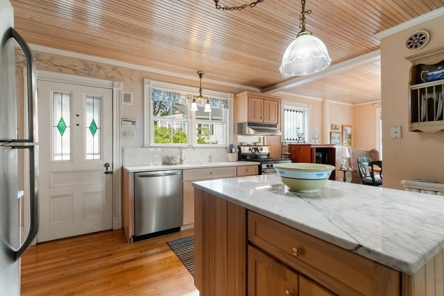 8 Leonard Cir, Medford, MA, 8 Leonard Cir, Medford, MA Photo #14