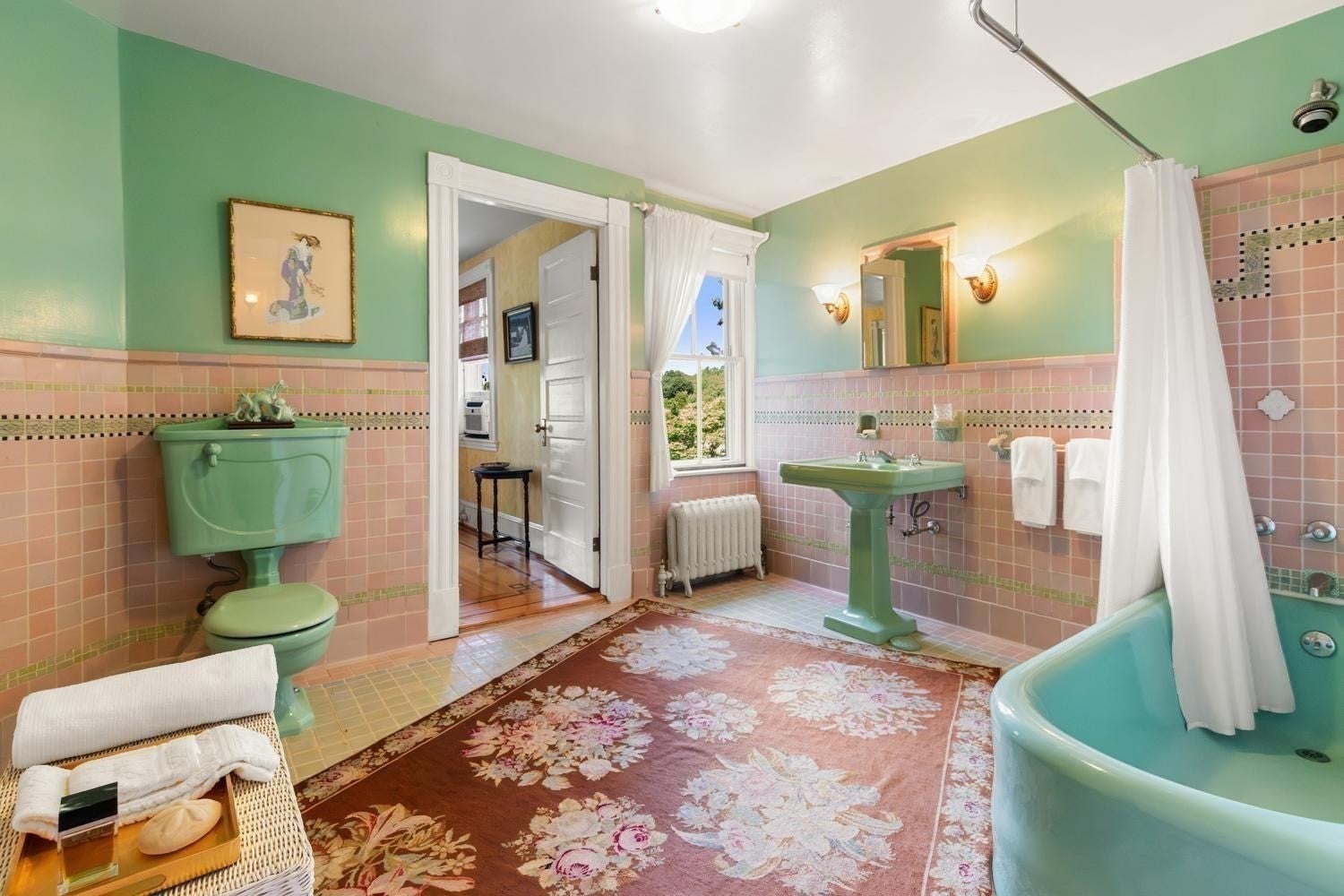 8 Leonard Cir, Medford, MA, 8 Leonard Cir, Medford, MA Photo #21