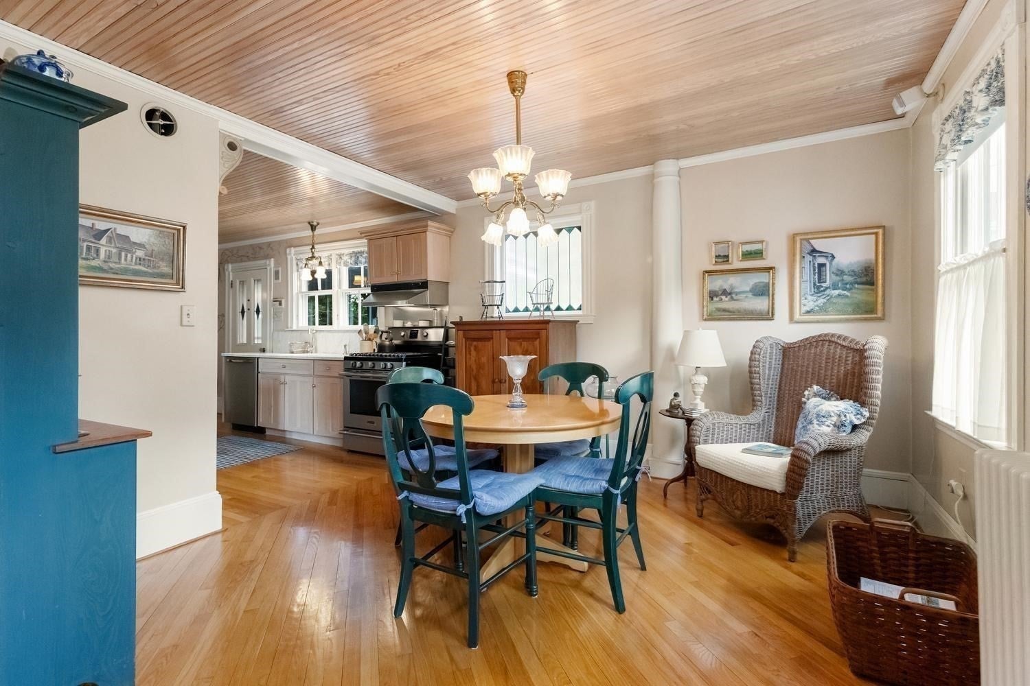 8 Leonard Cir, Medford, MA, 8 Leonard Cir, Medford, MA Photo #17