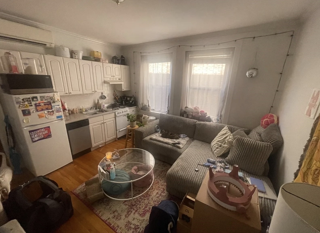 10 Fairfield St. 7