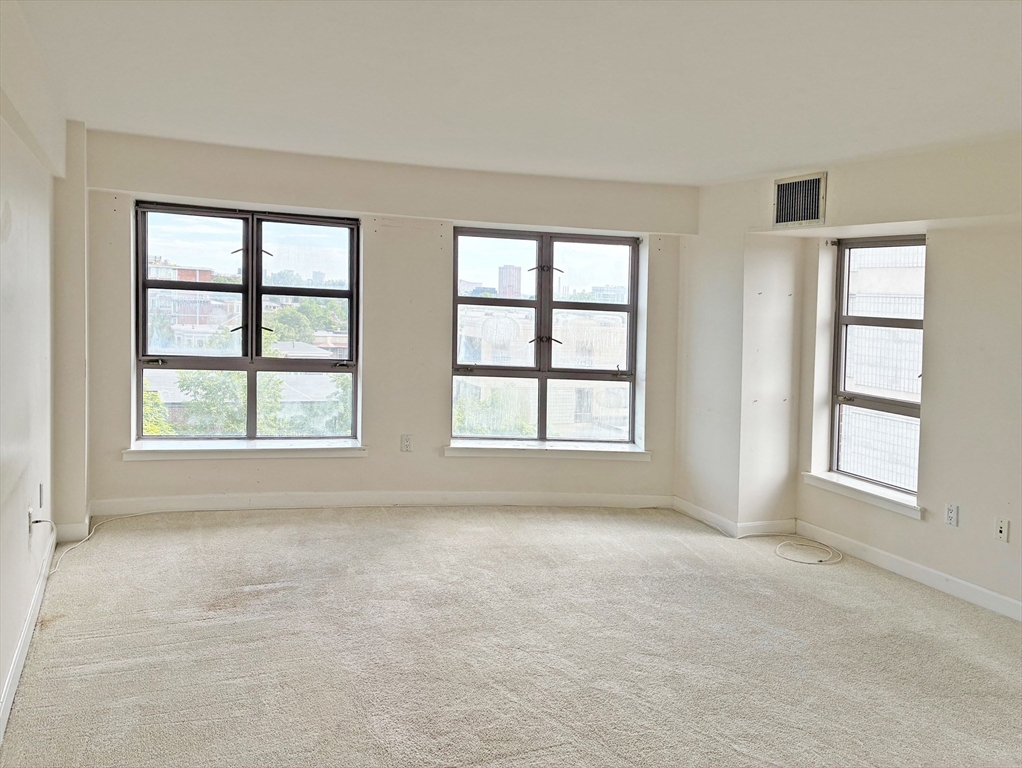 931 Massachusetts Ave. 801