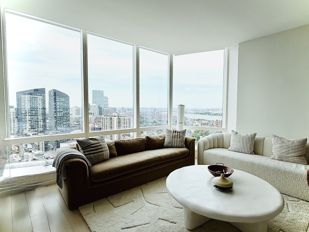 1 Franklin Street 3212