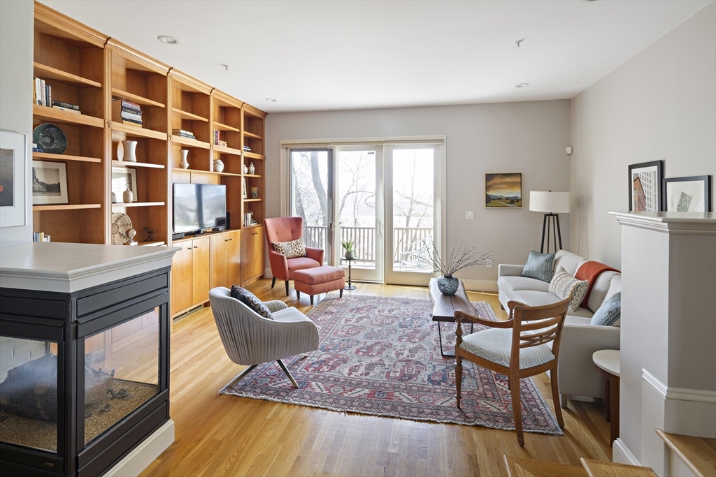 21 Weston Ave 21
