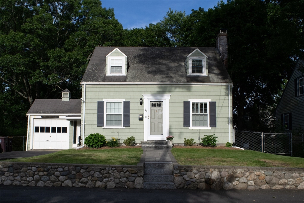 24 Garey Street