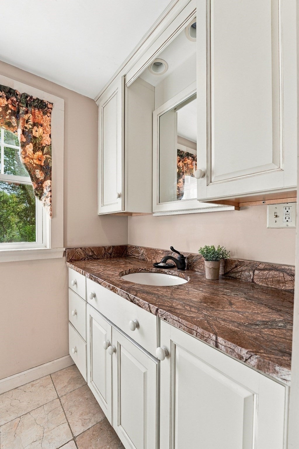 185 Sutton Ave, Oxford, MA, 185 Sutton Ave, Oxford, MA Photo #19