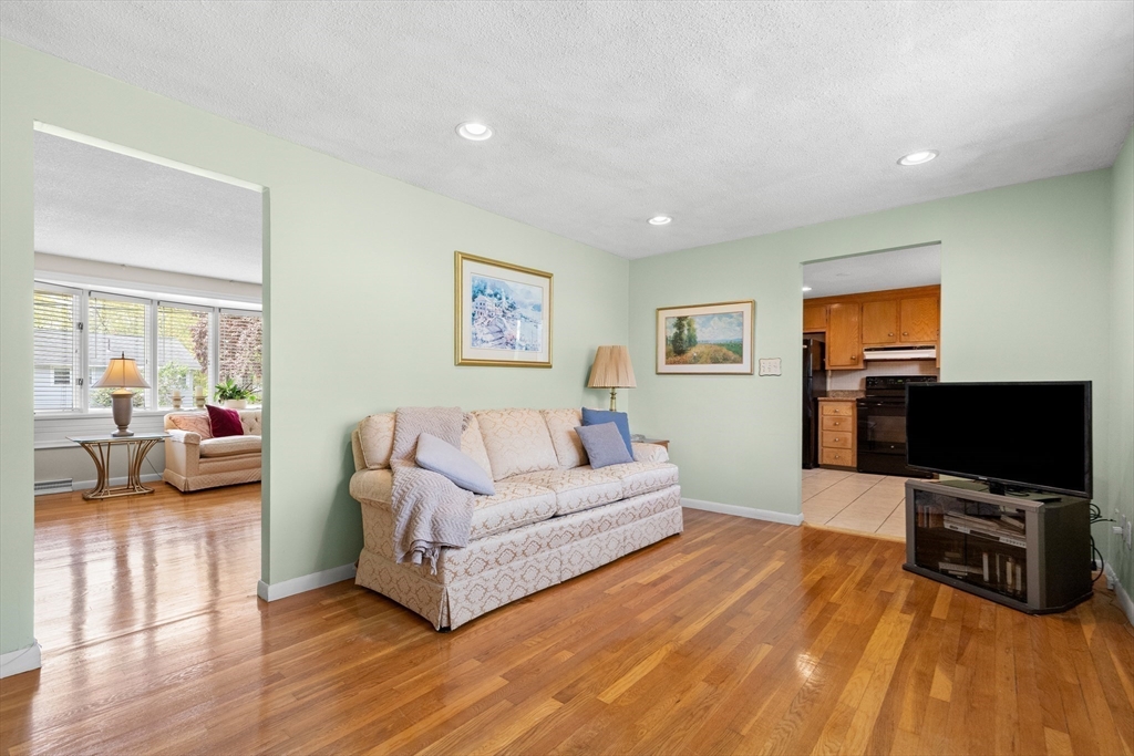 262 Sanders Avenue, Lowell, MA Photo #7
