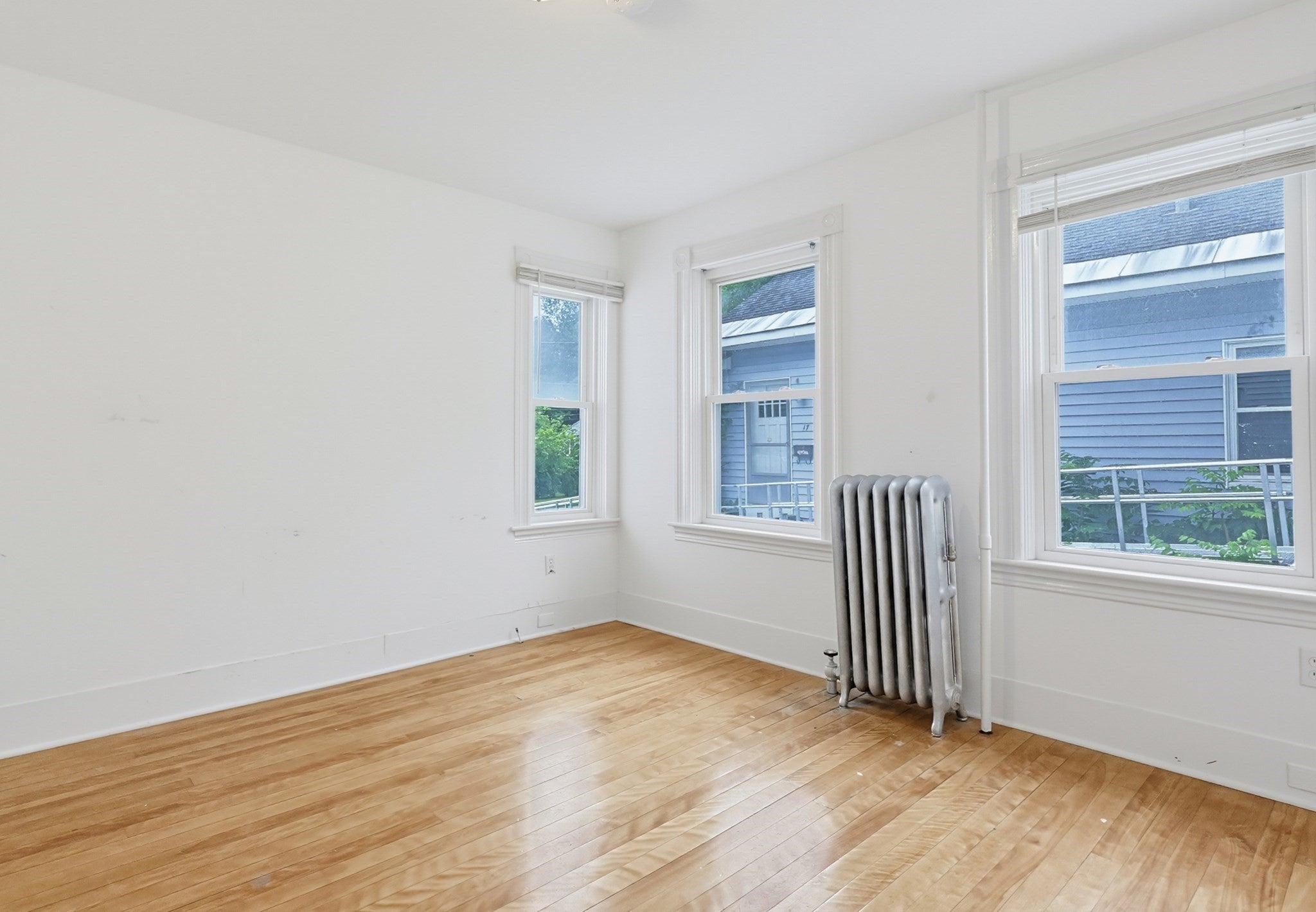 13 Campbell Ave, Leominster, MA Photo #9
