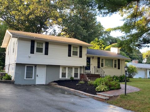 Photo of 15 Winchester Dr, Lexington, MA 02420 (MLS # 73500879)