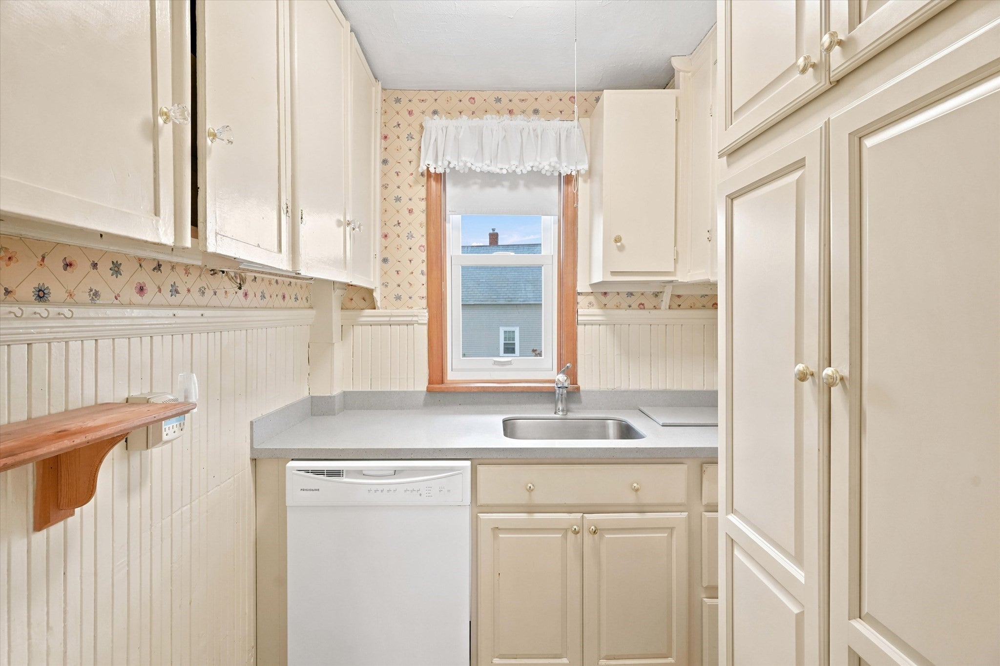 8 Ord St, Salem, MA, 8 Ord St, Salem, MA Photo #12
