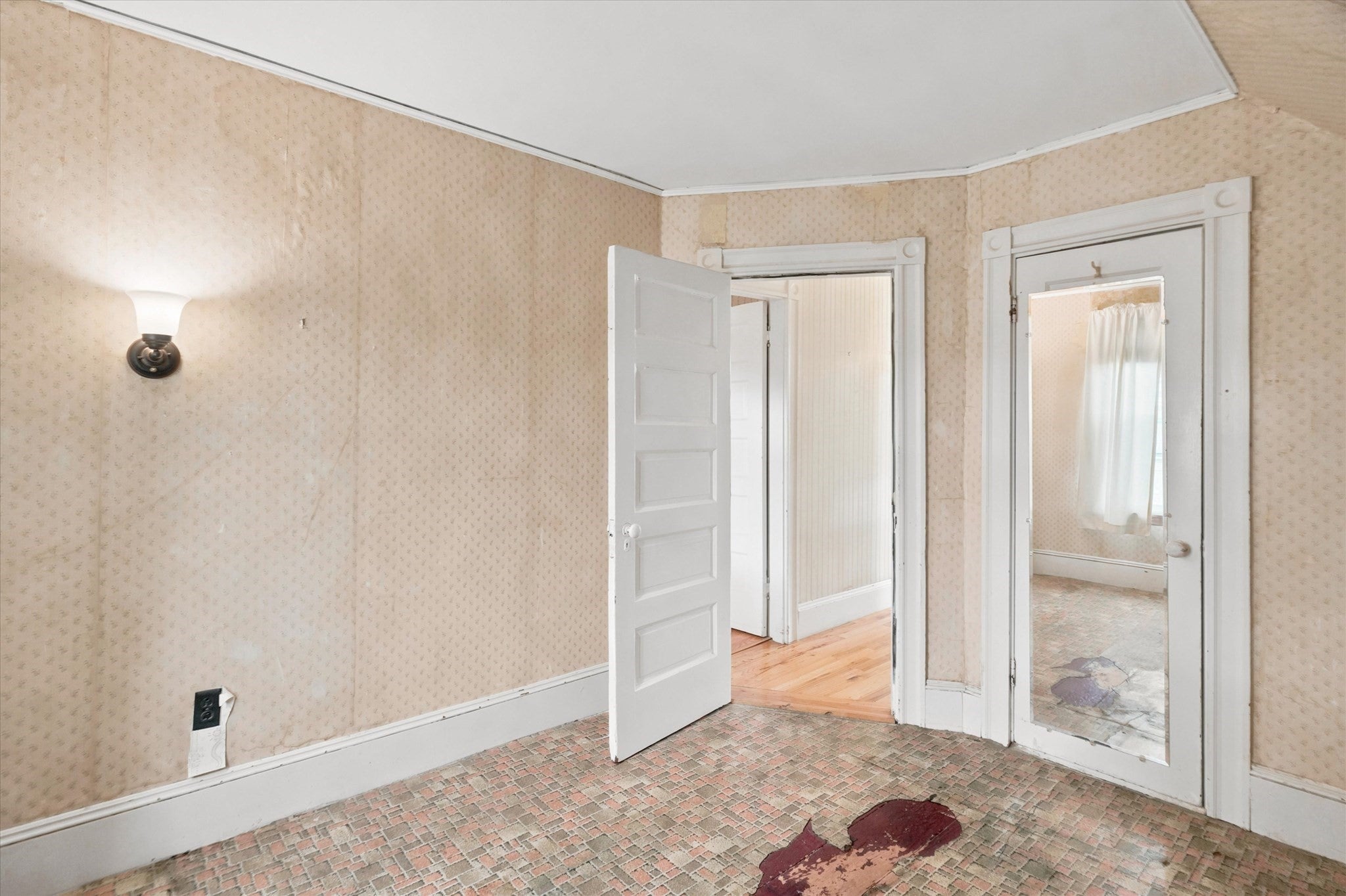 8 Ord St, Salem, MA, 8 Ord St, Salem, MA Photo #25