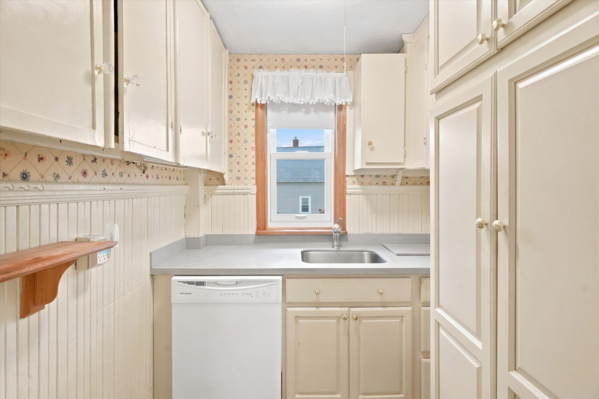 8 Ord St, Salem, MA, 8 Ord St, Salem, MA Photo #16
