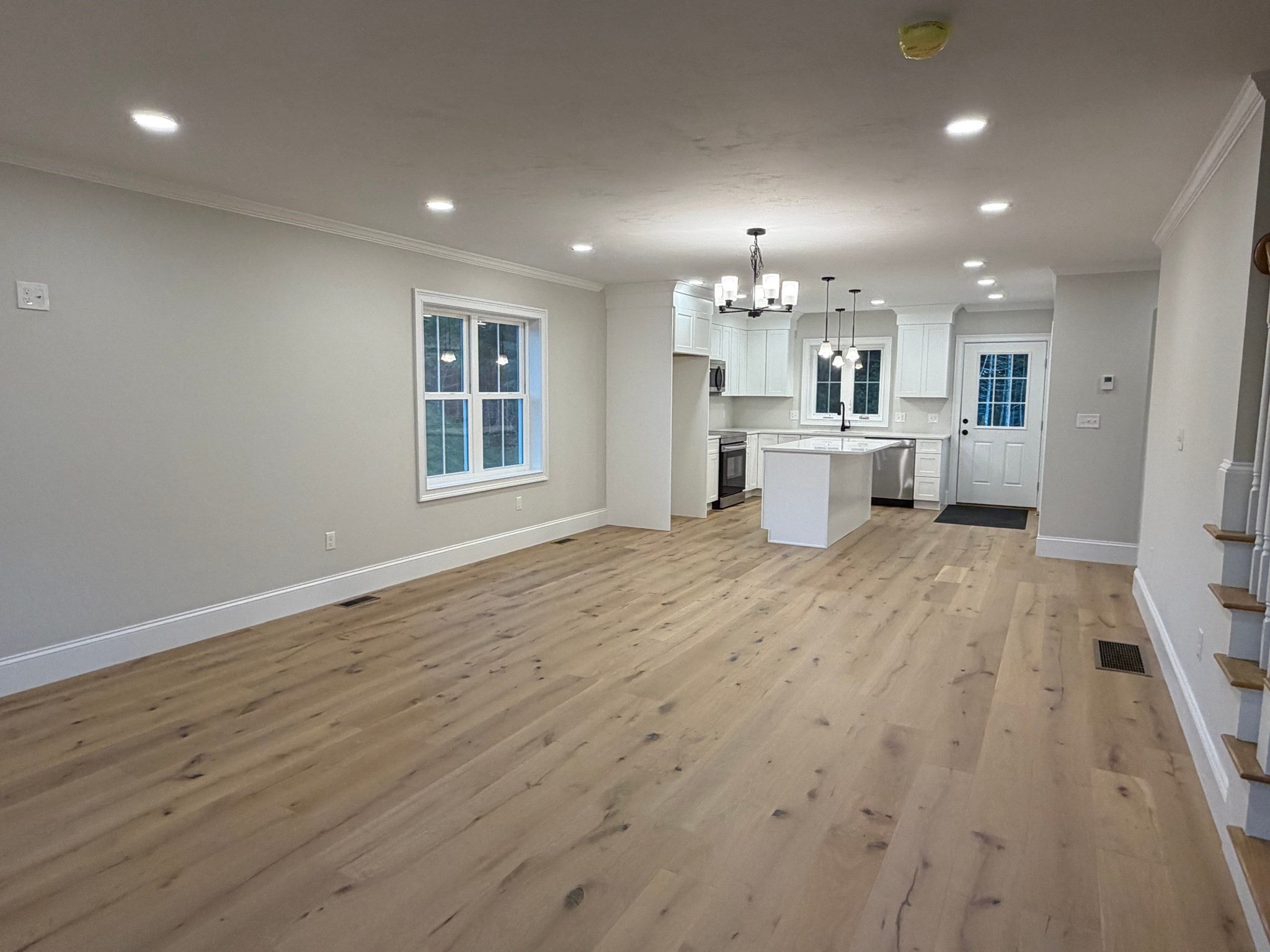 10 Maple Hill Rd, Lakeville, MA, 10 Maple Hill Rd, Lakeville, MA Photo #2