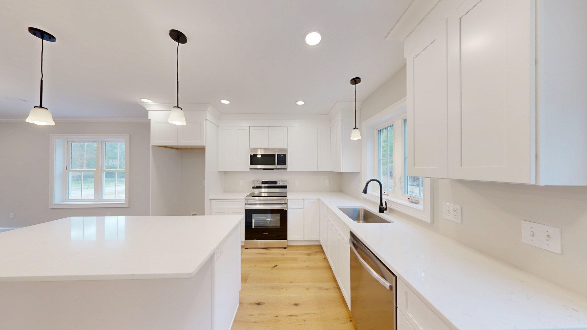 10 Maple Hill Rd, Lakeville, MA, 10 Maple Hill Rd, Lakeville, MA Photo #4