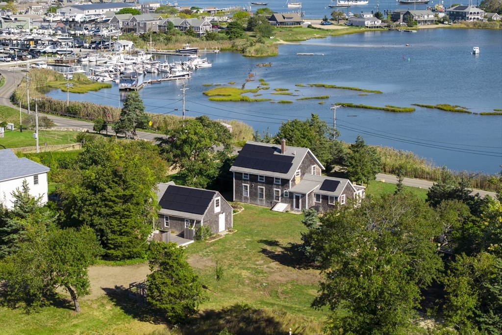 187 Lagoon Pond Road