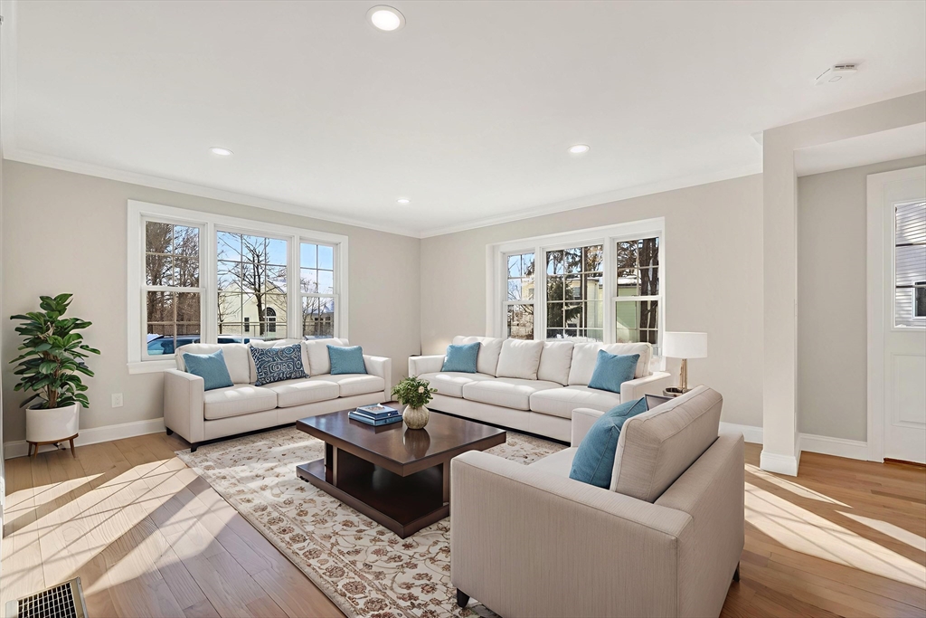 865 Washington Street 6