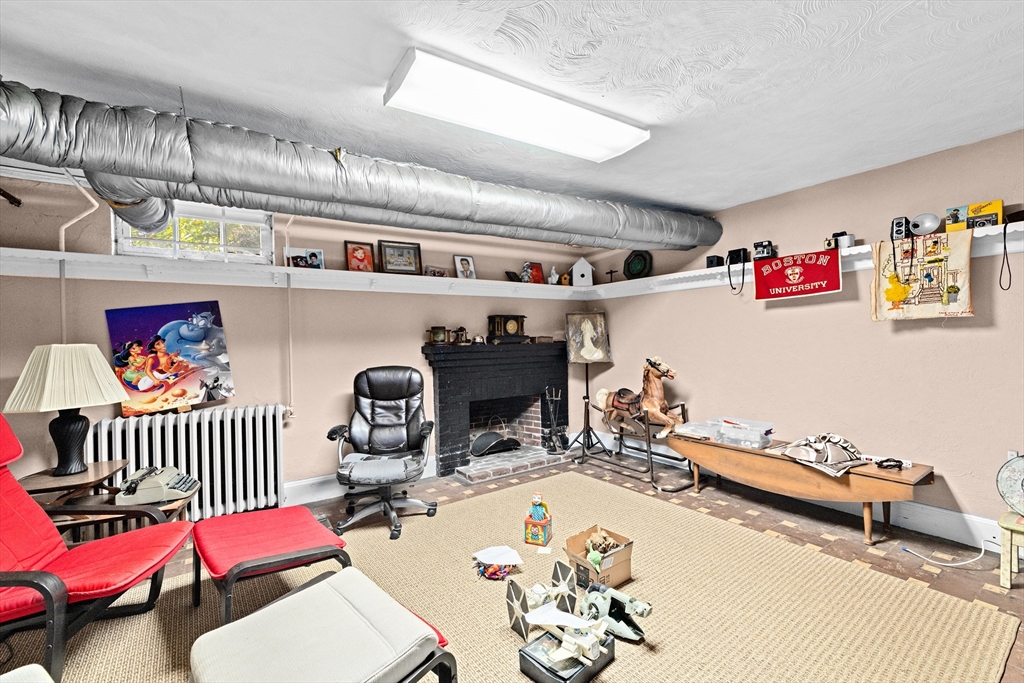 443 Chestnut St, Newton, MA Photo #28