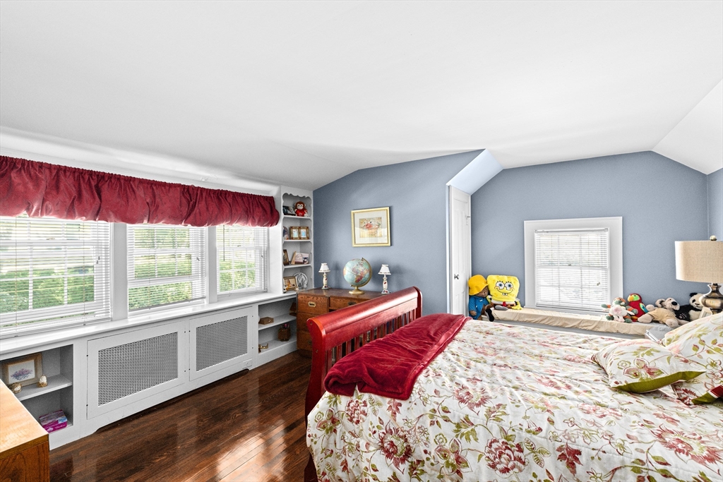 443 Chestnut St, Newton, MA Photo #23