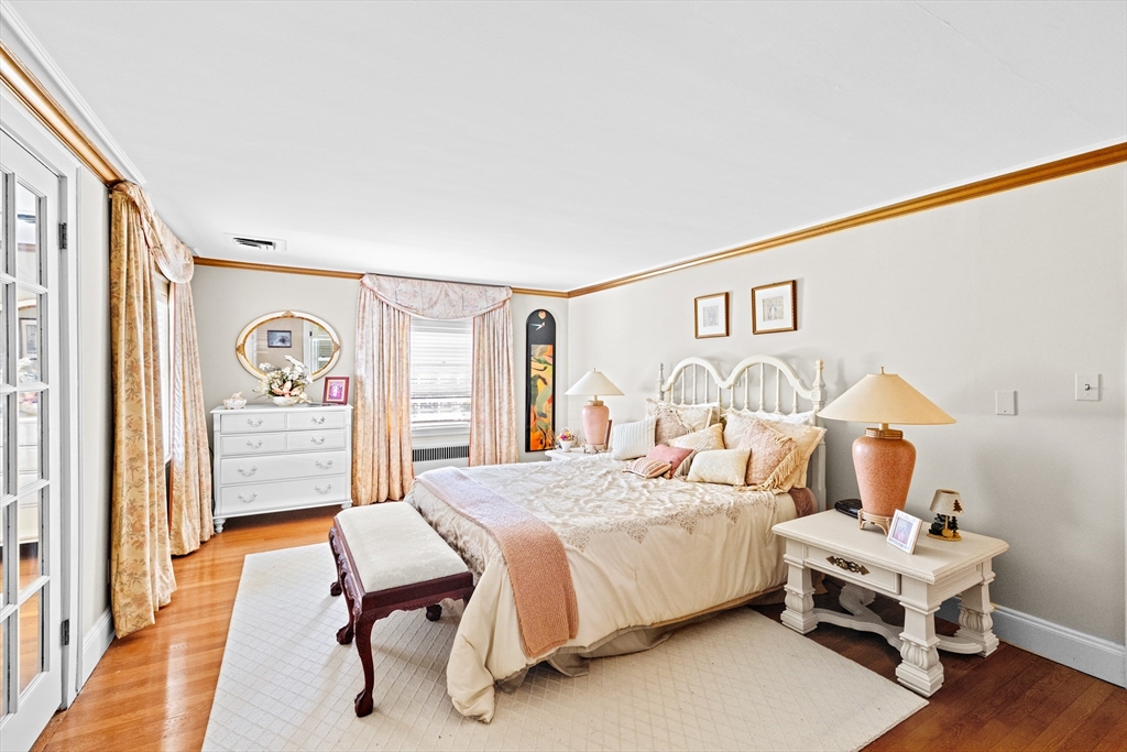 443 Chestnut St, Newton, MA Photo #21